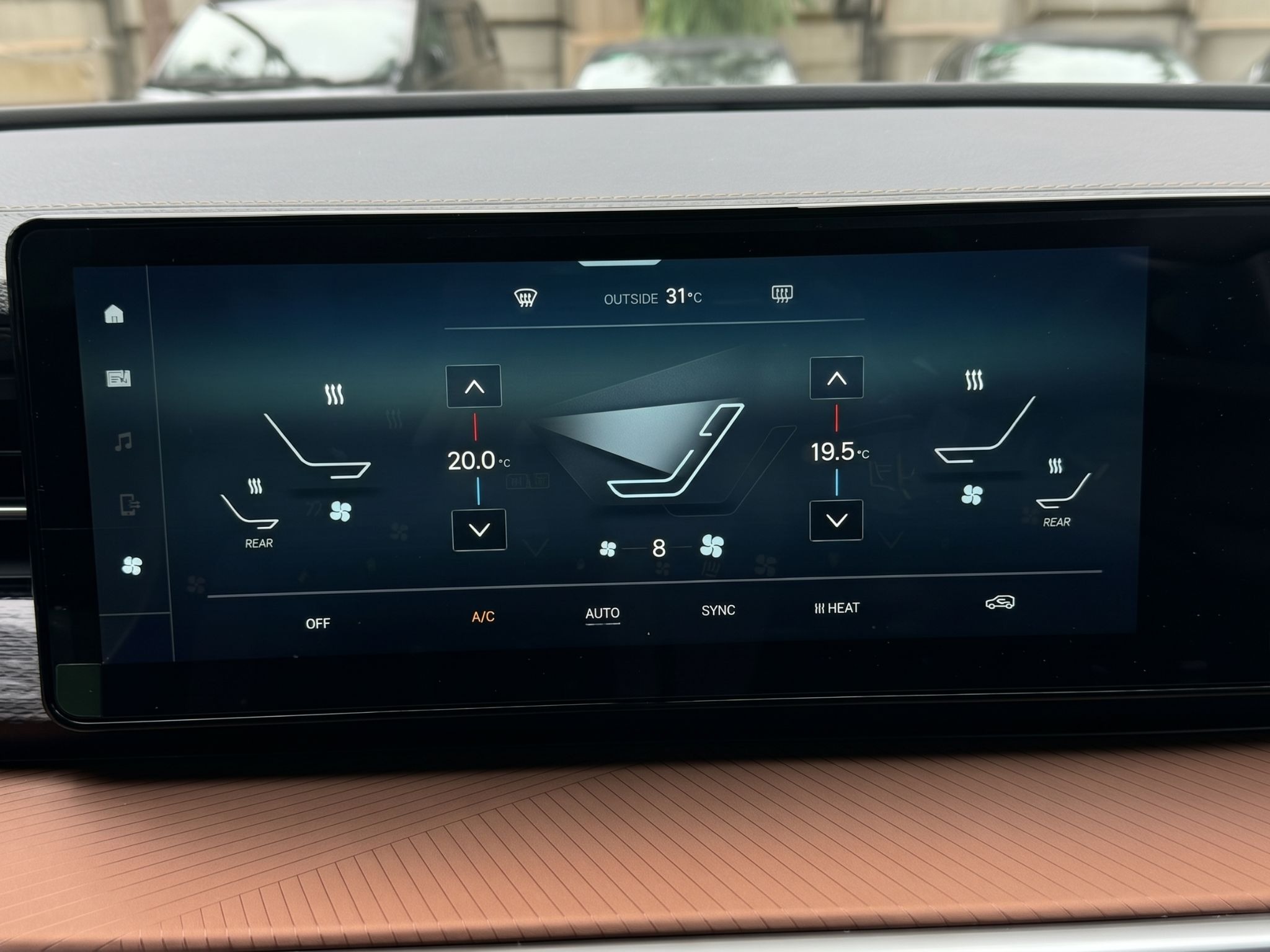How do I turn on/off the aircon on the KGM Torres EVX? – GetGo Help Centre